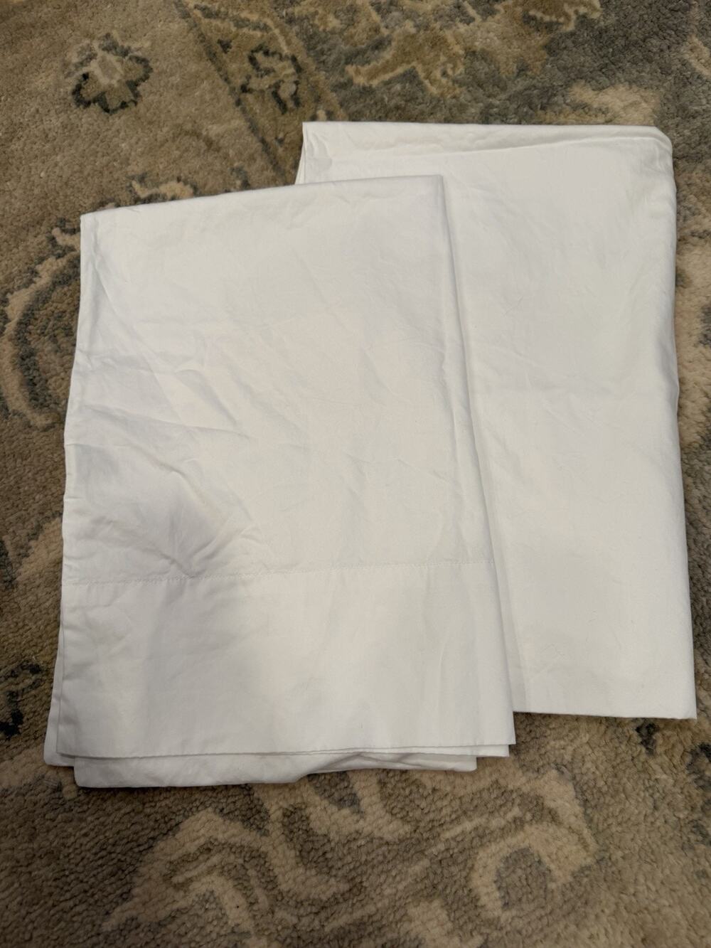 Nordstrom Rack 100% Cotton 2 Standard Pillowcases White NEW